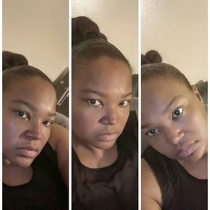 Meet your Posher, Monique