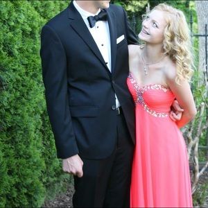 Try on for a dress in my closet 😊