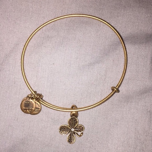 Four leaf clover