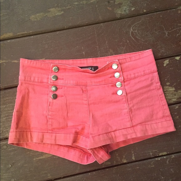 Coral multi button shorts