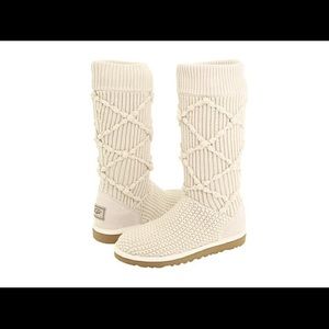 Cream knit uggs