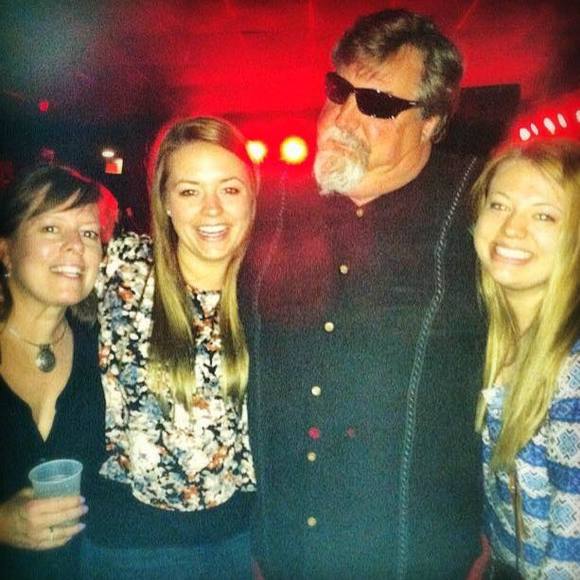 Meet your Posher, Holly - Picture 1 of 4