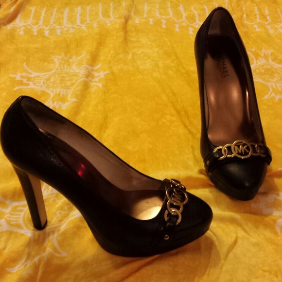 Michael Kors Hamilton Pump