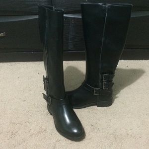 Riding boots