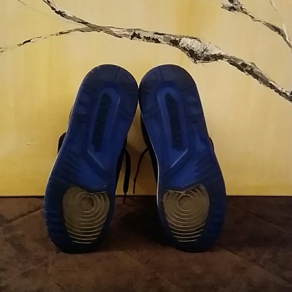 ****sold**** AUTHENTIC RETRO AIR JORDANS - Picture 3 of 4