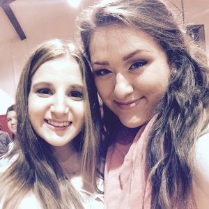 Meet your Posher, Karlee