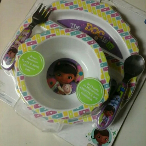 Doc McStuffins Feeding Set Divided Plate Utensils