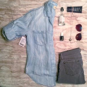 Anthropologie Chambray Buttondown by Cloth & Stone