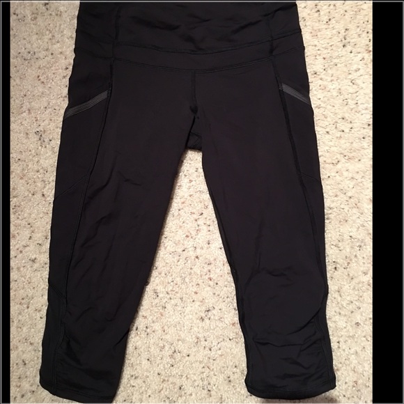 🚫❌SOLD❌🚫 Lululemon Run Crops