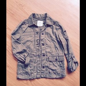 ⬇️PRICE DROP ❤️Army Green 3/4 Sleeve Jacket❤️