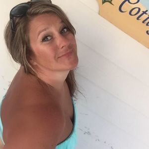 Meet your Posher, Connie