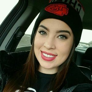 Meet your Posher, Alexandra