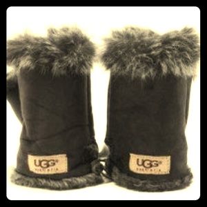 Ugg fingerless gloves