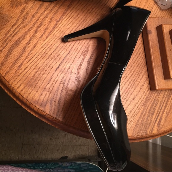 High heels - Picture 2 of 3