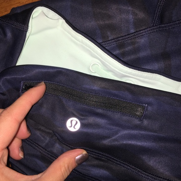 🎈SOLD🎈Lululemon Camo speed tights - Picture 3 of 3