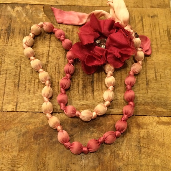 Stella & Dot Pink Silk Ombre Necklace & Flower Pin