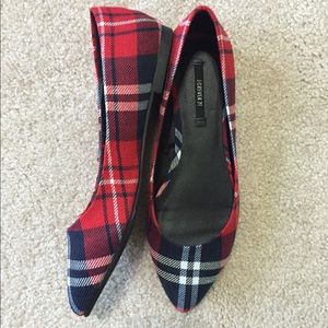 NWOT Forever21 plaid flats