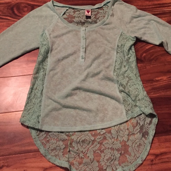 Long sleeve Lacey shirt ! - Picture 1 of 2