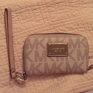 Michael Kors wristlet
