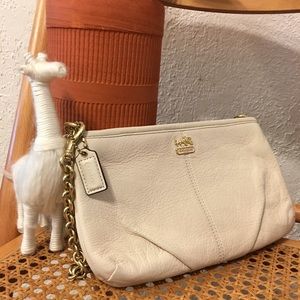 NWOT Coach leather clutch
