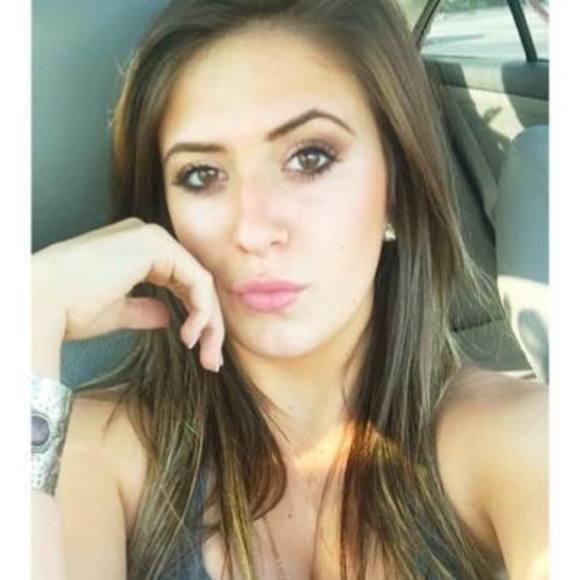 Meet your Posher, Amanda - Picture 1 of 1