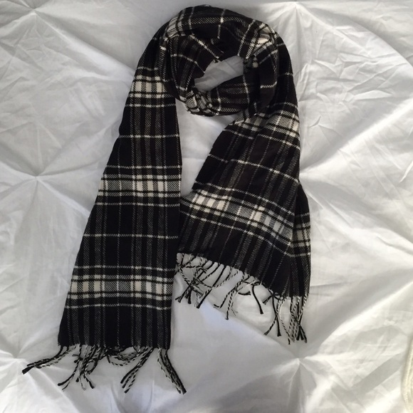 Black and White Plaid Scarf