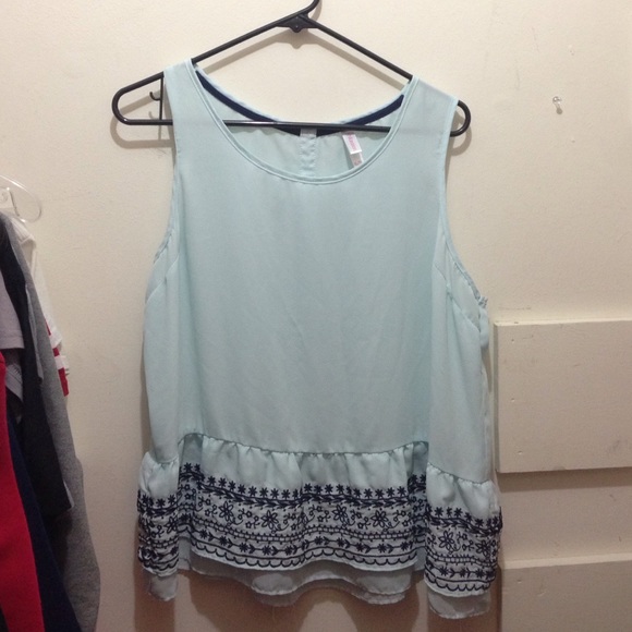 Light blue Xhilaration peplum tank - XL