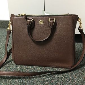 Tory Burch Robinson pebble 15" Lx 6.5" Dx 10" H