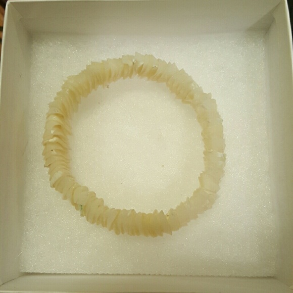 Authentic shell bracelet - Picture 2 of 3