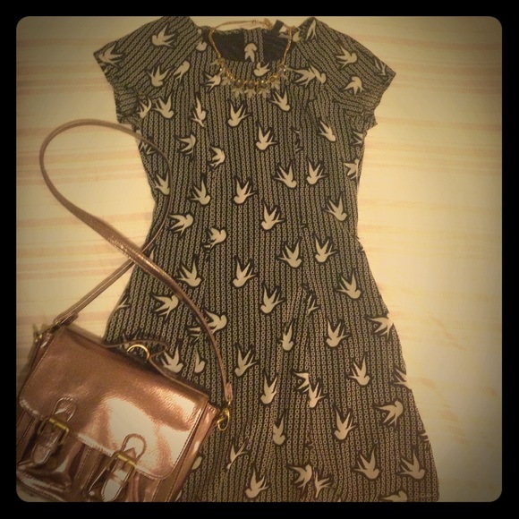 Retro swallow dress