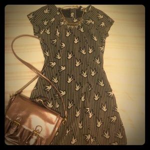 Retro swallow dress