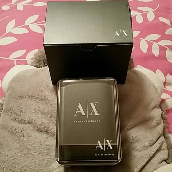 Armani Exchange box