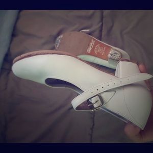Folklorico shoes (white)