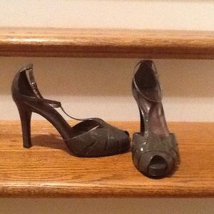 Gray patent leather T-strap pumps