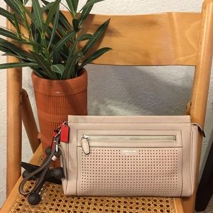 NWOT Coach leather clutch