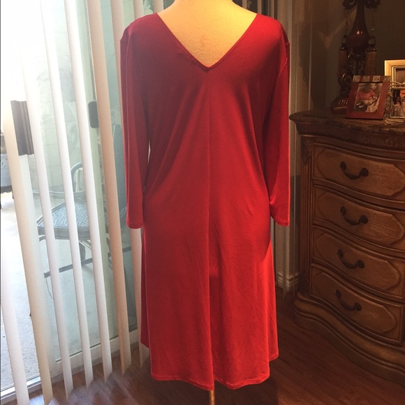 Red Dress - Picture 2 of 4