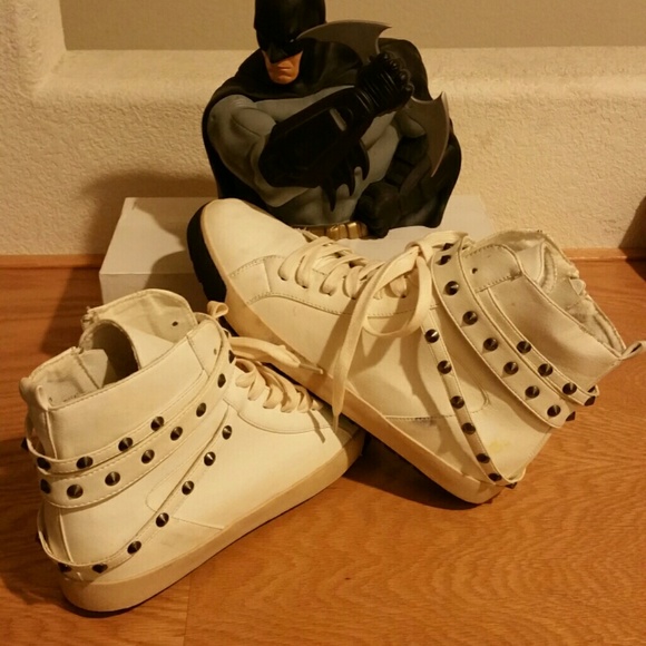 These shoes are so cute I just never had a chance