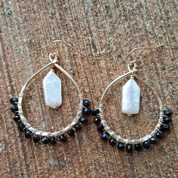 14K gold filled handmade hoop earrings with pearl