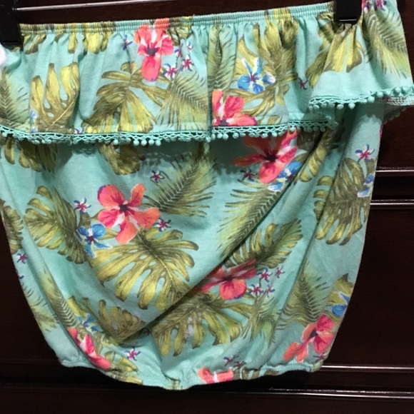 Cute tube top worn twice
