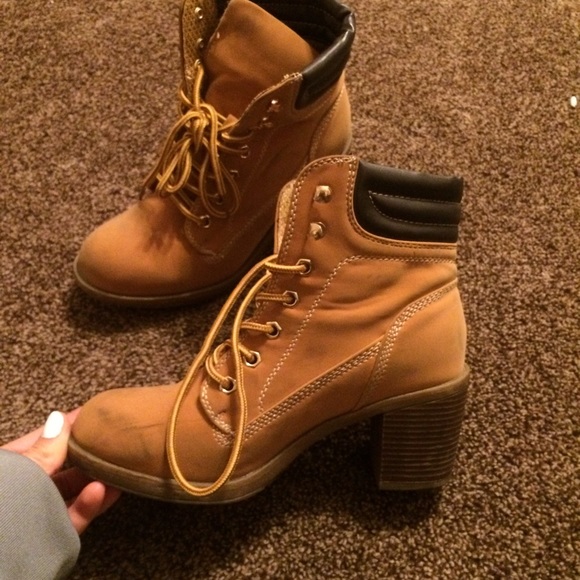 SOLD⭕️ - Picture 2 of 3