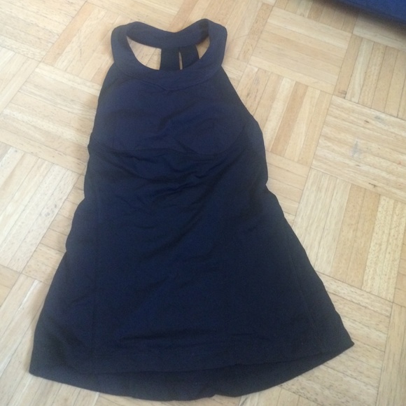 Black Lululemon tank!