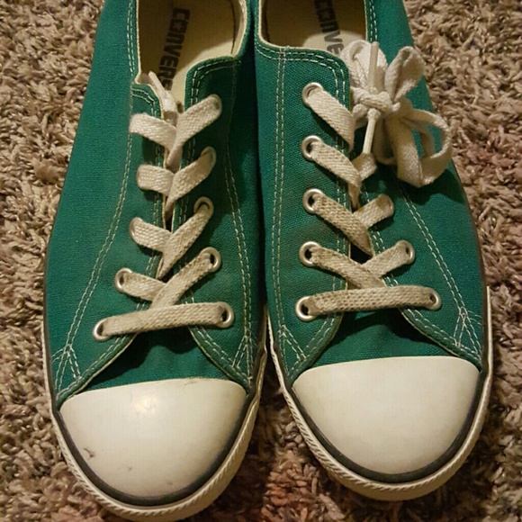 SALE‼️Teal converse