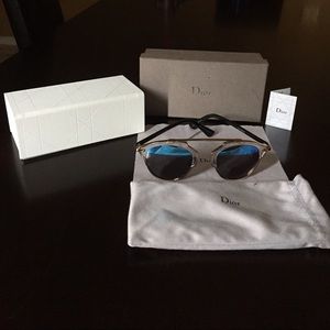 MAKE ME OFFER!!! Dior so real 100 % authentic