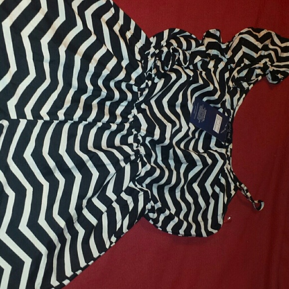 Romper - Picture 3 of 3