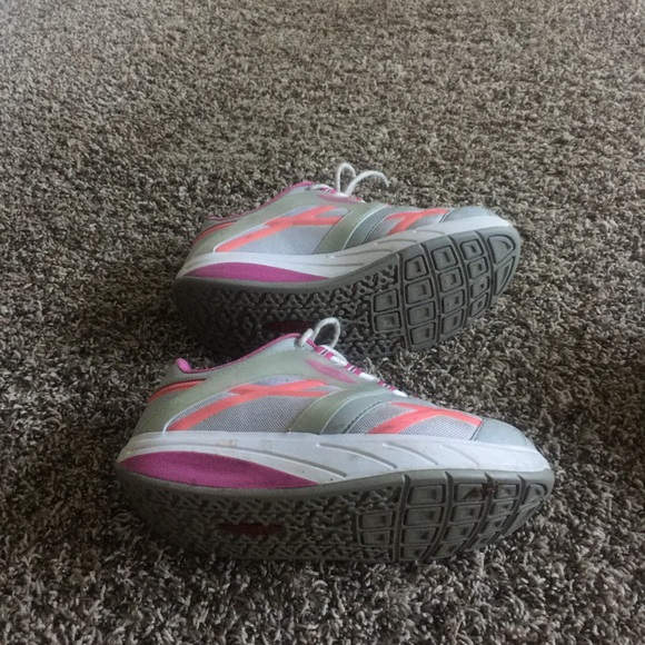 Shoes - Picture 3 of 3