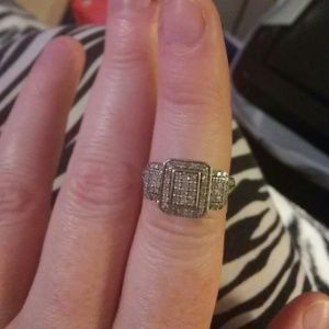 Sterling silver 1\2 carat diamond ring