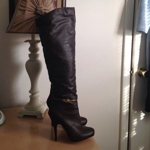 Fahrenheit over the knee OTK chocolate boot