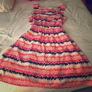 Beautiful dress, only worn once.