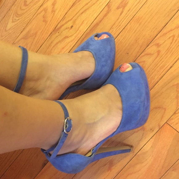 Aldo ankle strap peep toe heels - Picture 4 of 4