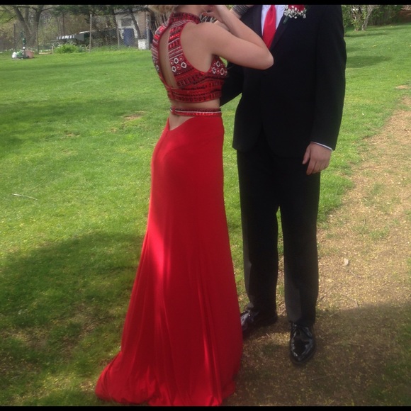 Prom dress - Picture 4 of 4